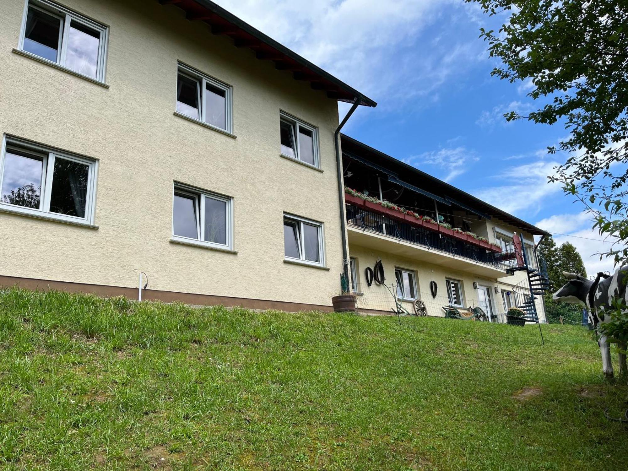 Hotel-Restaurant Berghof Johannesberg Exteriör bild